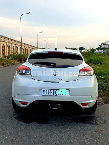 Chính chủ bán xe thể thao 2 cửa. Renault Megane RS.