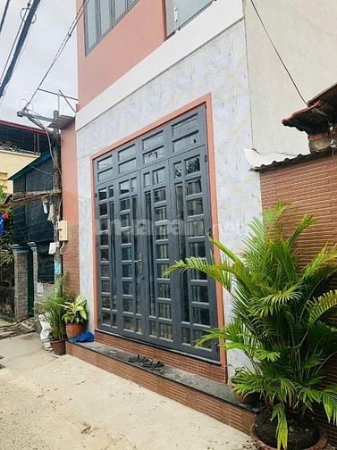 Nhà đúc 2 lầu hẻm xe hơi Nguyễn Văn Quá, Quận 12, DT 4x9m, Sổ Hồng