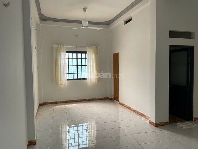 Cho thuê nhà riêng 190 Lò Siêu, 25 triệu/m2, 244m2, 4PN, 6WC