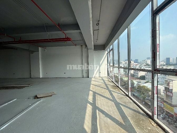 CHO THUÊ TOÀ NHÀ MẶT TIỀN NGUYỄN THỊ THẬP QUẬN 7 DT 1600M2