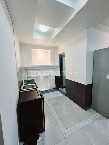 Chính chủ cho thuê phòng mới 30m2, 3.8tr, đủ nội thất, khu bếp riêng