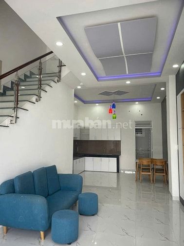 BÁN NHÀ SHR MỸ HẠNH NAM LONG AN:4,5X18(83M2) GIÁ :2 TY3 50 TR 