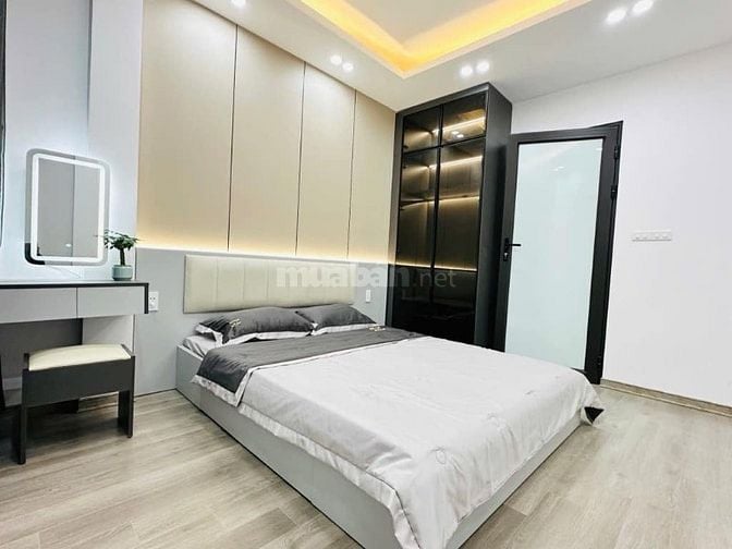 Bán Nhà Phố hồ tùng mậu, cầu giấy 110m2 6 tầng thang máy, 7,5 tỷ