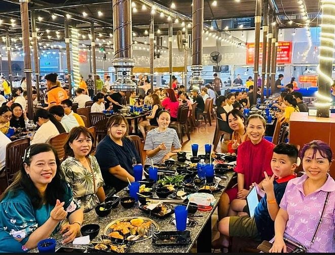 SANG QUÁN NƯƠNG BBQ 50 X 30 NGAY  TÂN XUNAA HÓC MÔN 