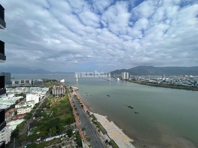 Bán CH 2PN, 2WC, 68m2 tại SAM Towers, view sông, Đà Nẵng