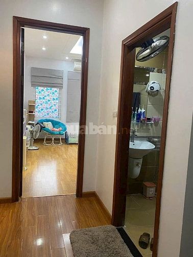 Bán nhà 5 tầng diện tích 60m2 mặt tiền 5m khu Phố Tứ Liên, Tây Hồ