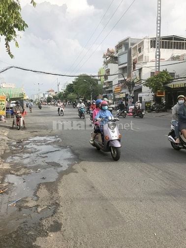 Nhà 6,5x26m ,mặt tiền Bình Tiên, sát chợ Bình Tiên 