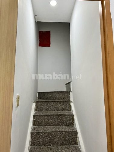 Cho thuê nhà mặt tiền 396 Nguyễn Thị Minh Khai | 120m2 | 55tr /tháng