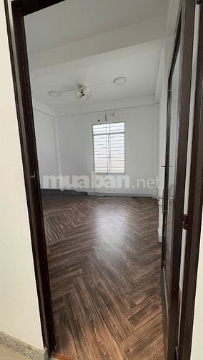 CHO THUÊ 2 SÀN 160m2, 180 TRƯƠNG CÔNG ĐỊNH, P14, Q.TB