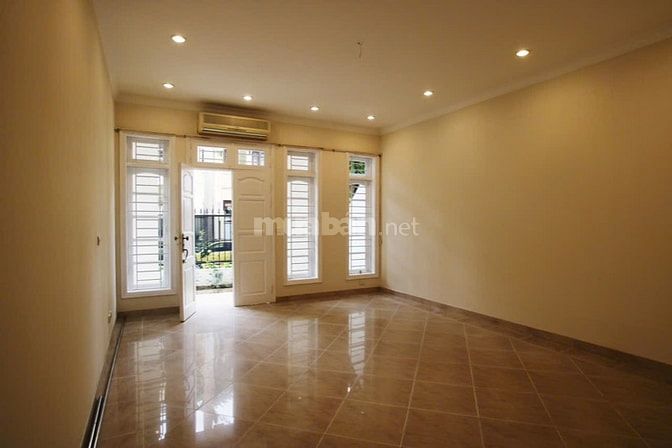 Bán biệt Thự 3 tầng diện tích 180m2 KDT ciputra , Tây Hồ,Hà Nội 