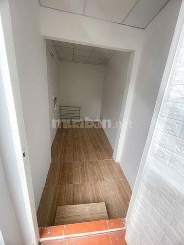 Chỉ 4,5 tỷ sở hữu nhà 2 tầng , 67m2 đất, ngang 7m Quang Trung GV