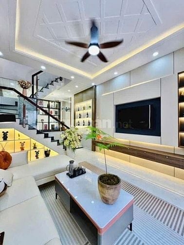 Ra mắt đầu năm, giá mềm 1tỷ950 nhà Phùng Văn Cung, 40m2, gần Ngã tư PN