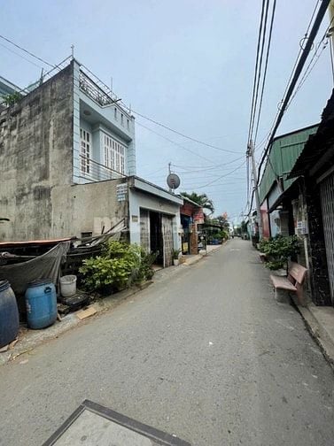 Nhà SHR mặt tiền hẻm nhựa thông 