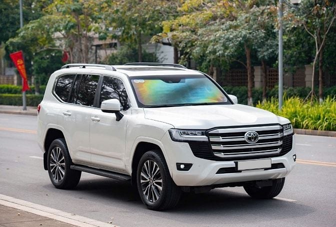 🅰️ TOYOTA LANDCRUISER LC300▪️[ Date 2021 / 34.000km ] xe hoàn hảo