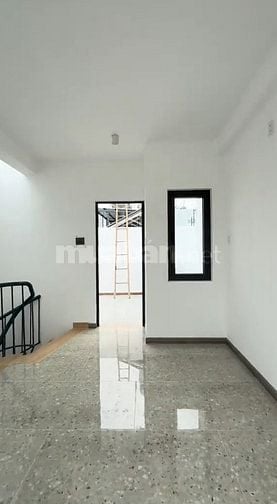 Bán nhà giá 5 tỷ 590 đường Số 47, Thảo Điền Q2. DT 60m2. Sổ hồng riêng