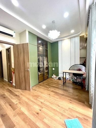 Bán nhà 1t1l đường Trần Đình Xu, q1 hẻm 5m 63m2, giá 1,15 tỷ