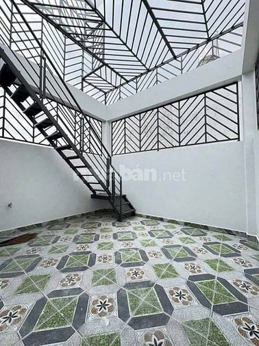 Bán Nhà Âu Dương Lân, Quận 8 - 60m2 - 2tỷ500 đường xe hơi trước nhà 