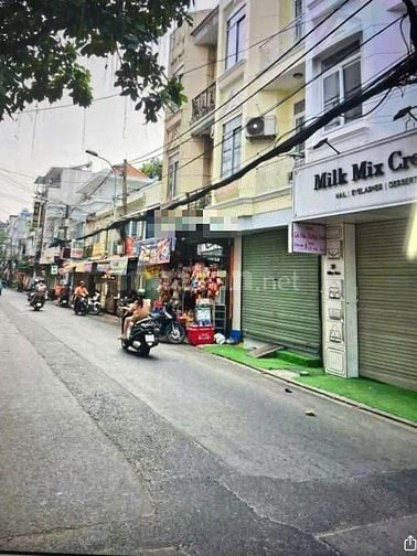 Cho thuê nhà MT Đồng Xoài P.13 Quận Tân bình giá 15 triệu – 35m2