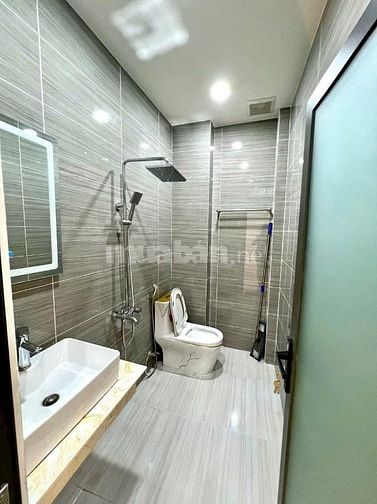 Bán Nhà Phan Đăng Lưu, Phú Nhuận. Diện tích 70m2 Giá 3 tỷ 800. SHR