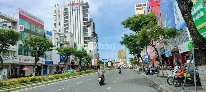 Chính chủ bán nhà mặt tiền Nguyễn Văn Linh, đoạn gần đường Nguyễn Hoàn