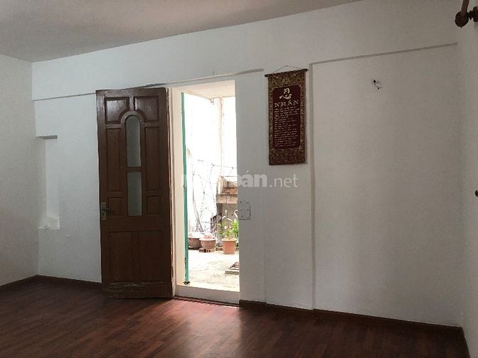 *Căn hộ tr tầng 2, 80m2, 2PN, trung tâm Q Đống Đa