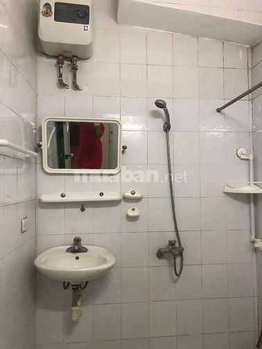 *Căn hộ tr tầng 2, 80m2, 2PN, trung tâm Q Đống Đa