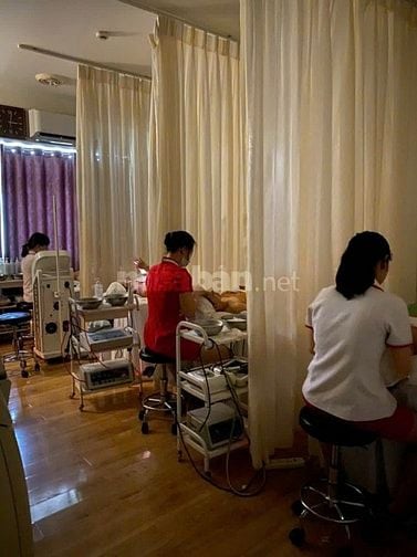 Cần tuyển nhân viên Spa chăm sóc da, boddy, làm tại Phú Mỹ Hưng Quận 7