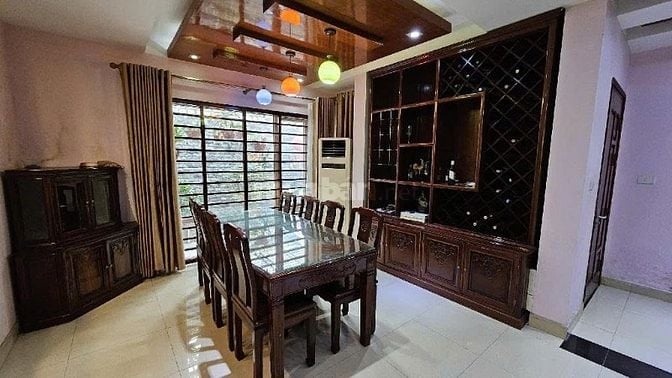 SIÊU BIỆT THỰ VIP NHẤT ĐỐNG ĐA - LÔ GÓC -GARA Ô TÔ- KINH DOANH TỐT