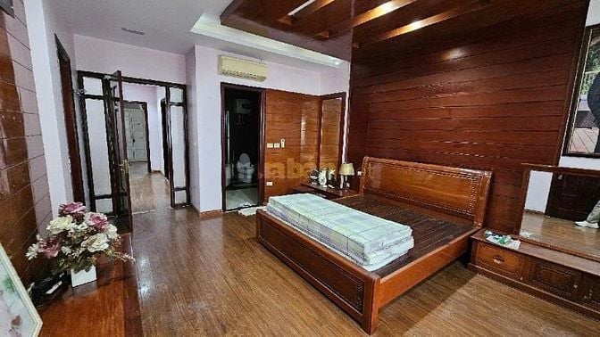 SIÊU BIỆT THỰ VIP NHẤT ĐỐNG ĐA - LÔ GÓC -GARA Ô TÔ- KINH DOANH TỐT