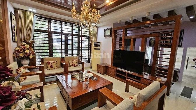 SIÊU BIỆT THỰ VIP NHẤT ĐỐNG ĐA - LÔ GÓC -GARA Ô TÔ- KINH DOANH TỐT