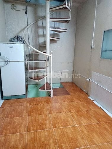 Bán nhà Tôn Đức Thắng, Đống Đa: 10m2, 3 tầng, 1,25 tỷ