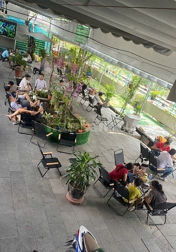 Sang quán cafe sân vườn siêu rộng view đường tàu rất chill , Linh Đông