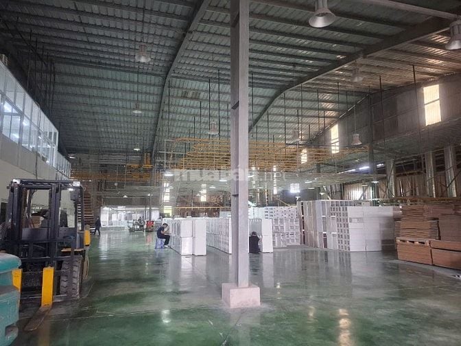 Cho thuê kho xưởng Quốc Lộ 1A,Long An,diện tích : 2.600m2,giá : 40k/m2