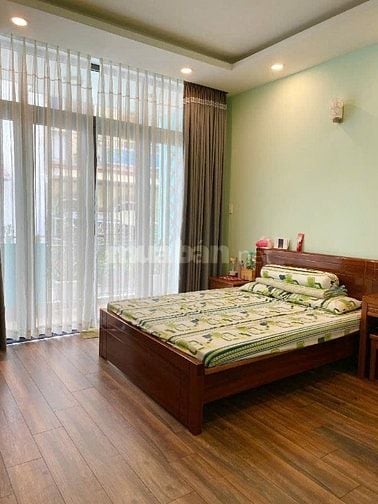 Bán nhà 3 tầng, Hẻm xe hơi, 76m2,P.16, gần mặt tiền Lê Đức Thọ, Gò Vấp