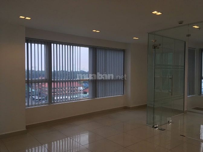 Cho thuê Căn hộ officetel Sky Center Phổ Quang 14tr