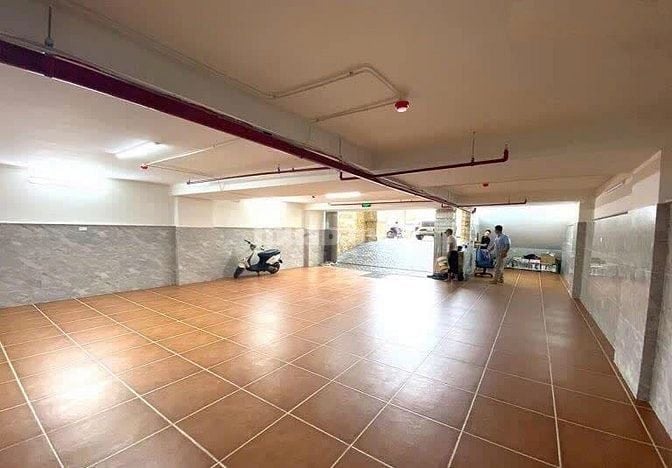 Cho thuê Toà Office Mặt phố Nguyễn Ngọc Vũ 190m2, 10 tầng, mt 10m