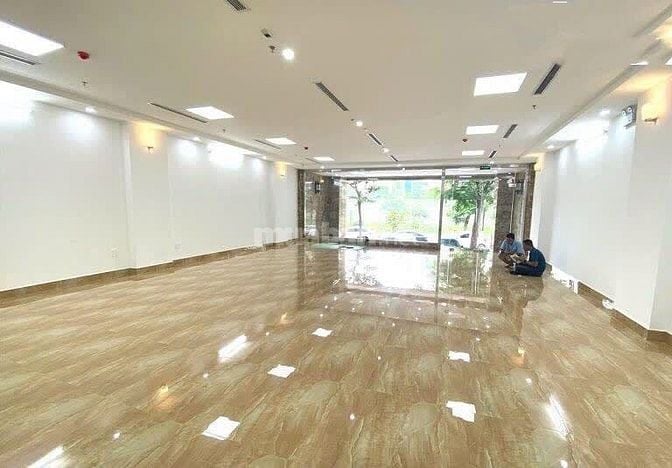 Cho thuê Toà Office Mặt phố Nguyễn Ngọc Vũ 190m2, 10 tầng, mt 10m