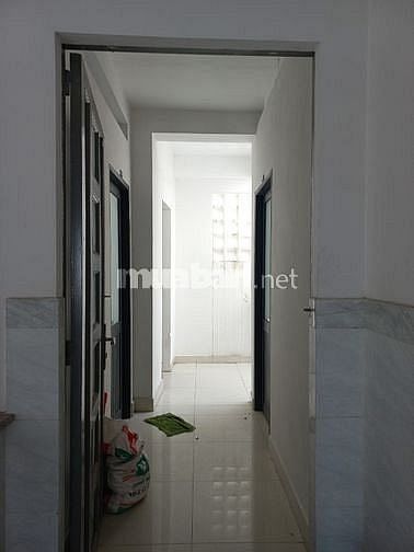 Cho thuê phòng nhà MỚI XÂY ĐẸP, có BALCON, 415/19 Trường Chinh, P.14