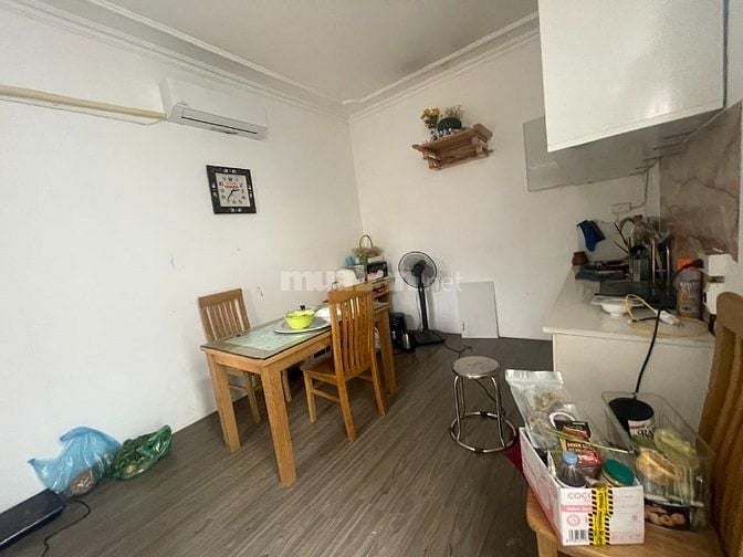 Bán nhà PL Hoàng Cầu. DT 45,2m2*4T. MT 5m. H: ĐN. Ô tô vào nhà. 19 tỷ.