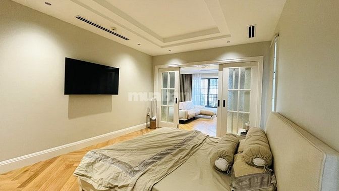 Bán nhà mặt tiền Nguyễn Văn Thủ - Điện Biên Phủ Q.1 : 8,5m x 15m 