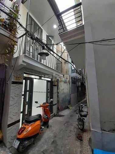 bán nhà q1 đường cao bá nhạ , giá 3.8 tỷ 30m2 2pn gân phố Bùi Viện