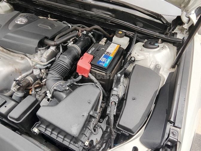 chính chủ bán toyota CAMRY 2,0G sản xuất 2020 như mới