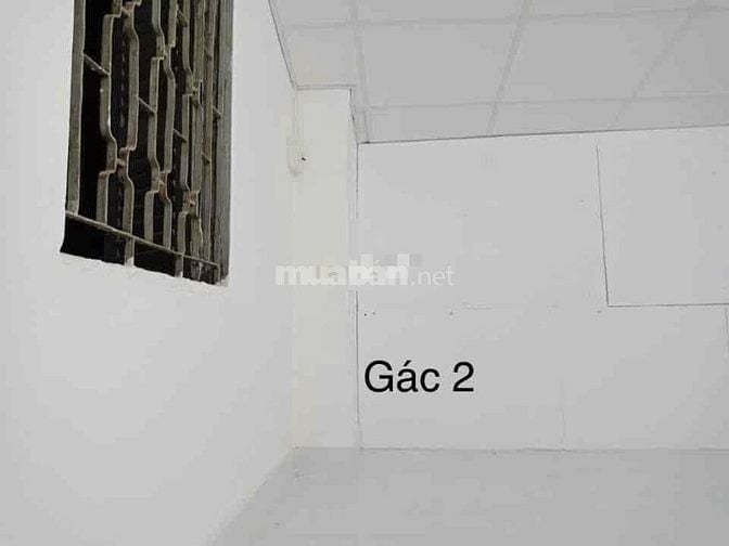 Cho thuê nhà hẻm 4,5m Cao Đạt P.1 Quận 5 giá 11 triệu – 28m2 