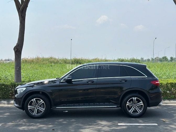 🅰️ MERCEDES BENZ GLC250 4MATIC [ Date 2017 / 26.000mls ] xe hoàn hảo