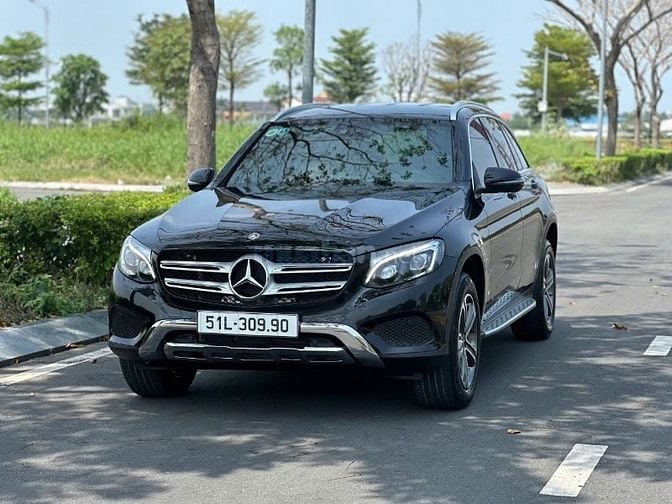 🅰️ MERCEDES BENZ GLC250 4MATIC [ Date 2017 / 26.000mls ] xe hoàn hảo