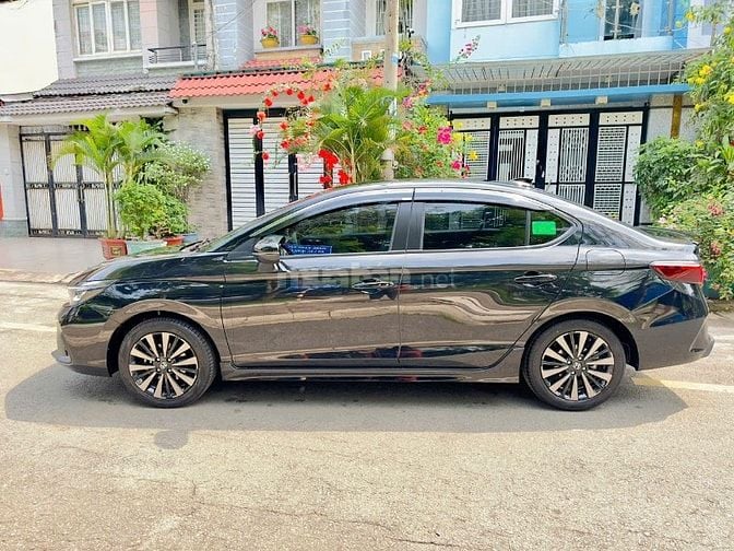 Bán Xe Honda City RS Sensing Vin 2024, màu đen, 1 chủ mua mới