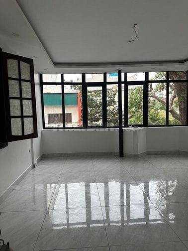 Bán Lý Nam Đế 5 tầng: Không gian đa năng 44m².