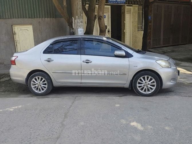 Bán xe Toyota vios 2012 số sàn