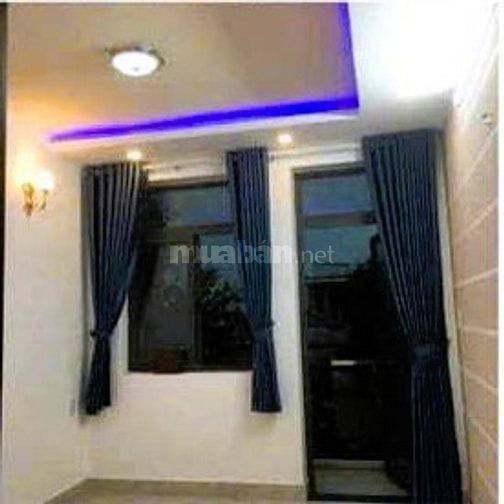 Bán CHDV 3 tầng 15 phòng, 154m², 8.5 tỷ - đường 4, Linh Xuân