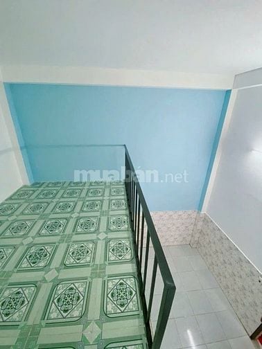 Phòng ngay Phạm Văn Đồng, Kha Vạn Cân, KCN Sóng Thần 2 20m2 có gác mới